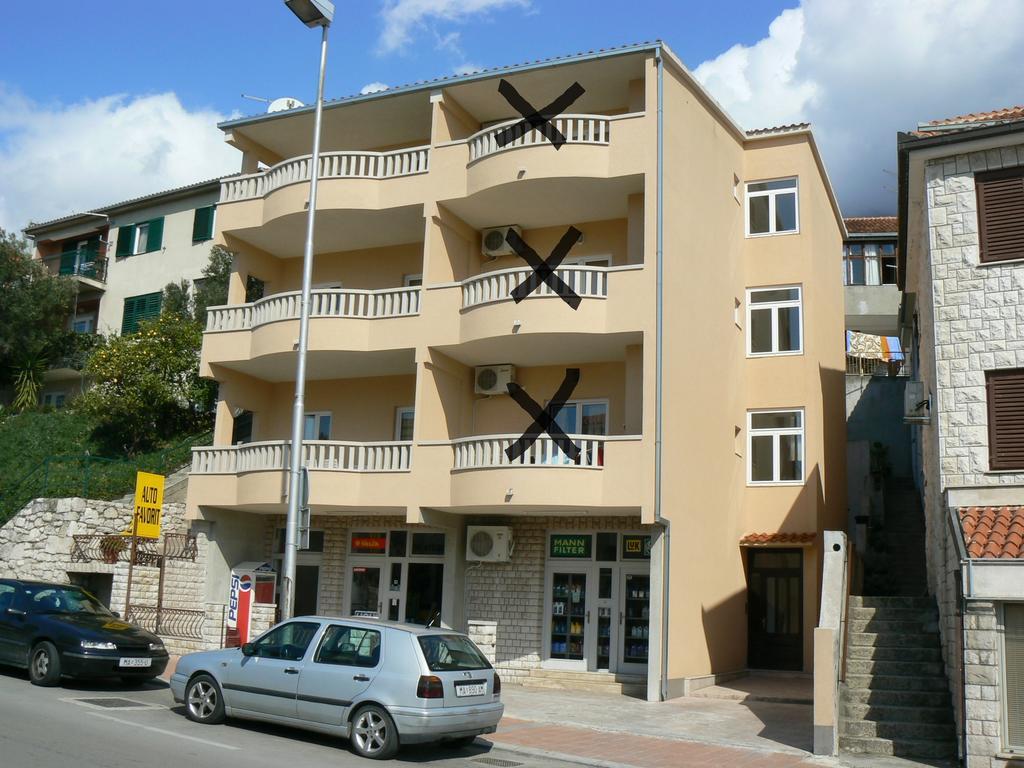 Apartments Petrovic Макарска Номер фото